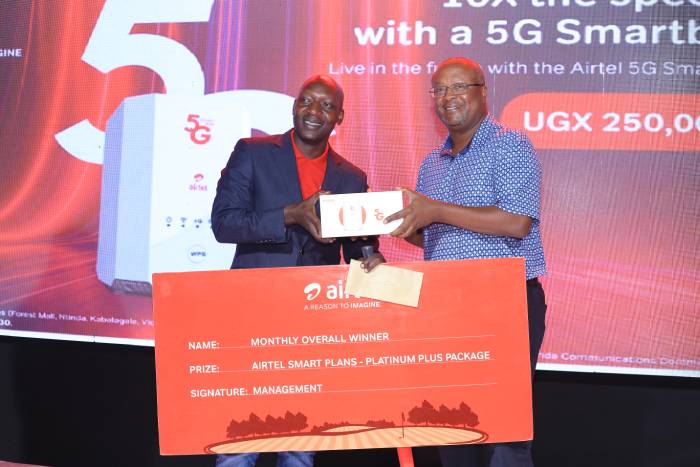  Airtel Uganda unveils 5G home broadband device